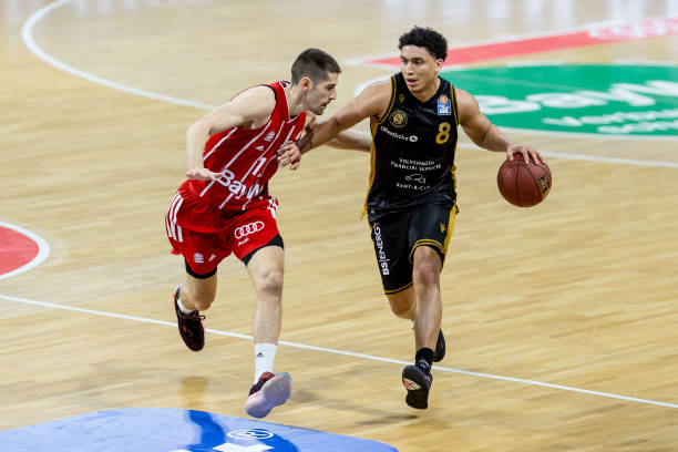 张可依13 张可依13